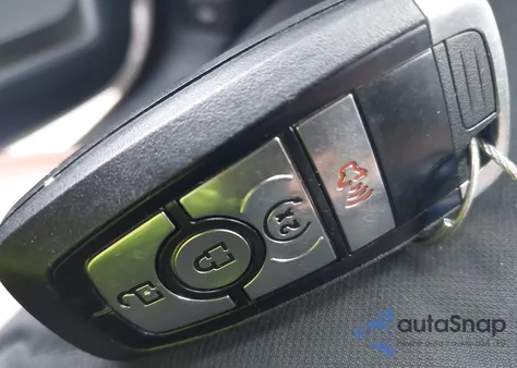 2024 Ford Maverick Lariat z USA, uszkodzony, nr VIN 3FTTW8S99RRB80212